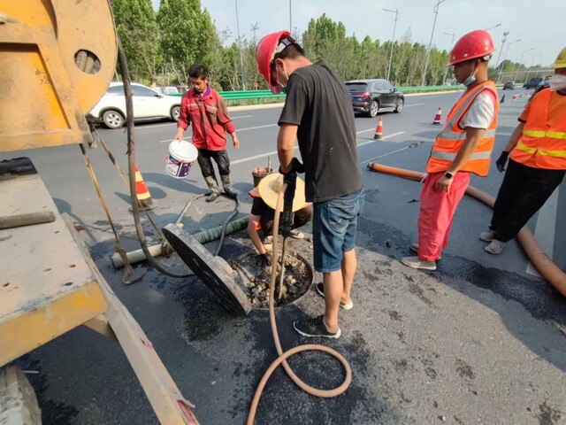 吉安管道潜水封堵气囊